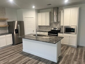 10519 Hadley Pk Trl in Houston, TX - Building Photo - Building Photo