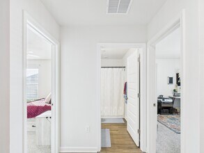 8775 Clearbrook Dr in Milton, FL - Building Photo - Building Photo