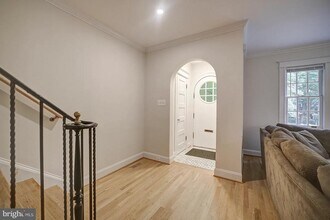 4440 Q St NW in Washington, DC - Building Photo - Building Photo