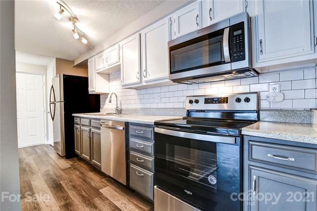 1634 Arlyn Cir, Unit D in Charlotte, NC - Building Photo