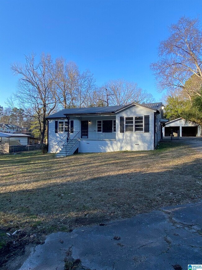 320 23rd Ave NE in Center Point, AL - Building Photo - Building Photo