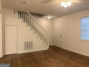 114 Lafayette Ct in Lagrange, GA - Foto de edificio - Building Photo
