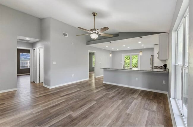 11932 NW 74 Terrace in Alachua, FL - Building Photo - Building Photo