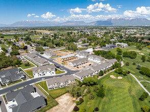 Bluff View Townhomes in West Point, UT - Building Photo - Building Photo