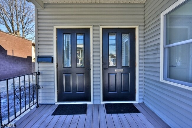 383 Lafayette Ave in Hawthorne, NJ - Building Photo - Building Photo