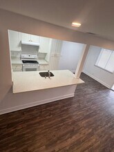 807 Tiffany Dr W in West Palm Beach, FL - Building Photo - Building Photo