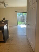 755 SE 32nd Terrace in Homestead, FL - Building Photo - Building Photo