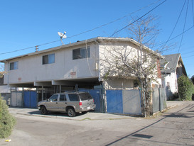 118 N Avenue 56 in Los Angeles, CA - Building Photo - Building Photo