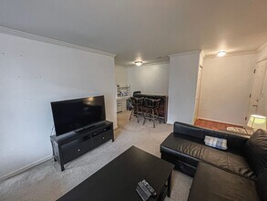 8465 Crozier Ct in Manassas, VA - Building Photo - Building Photo