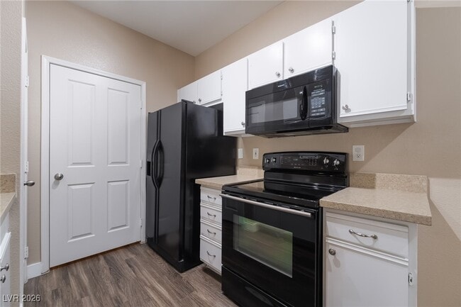 property at 2900 Sunridge Heights Pkwy