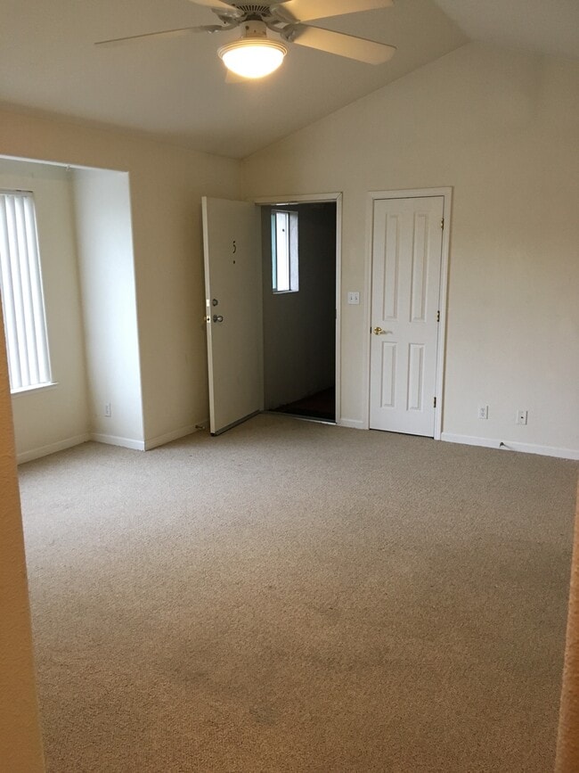 1501 E 3rd Ave, Unit 3