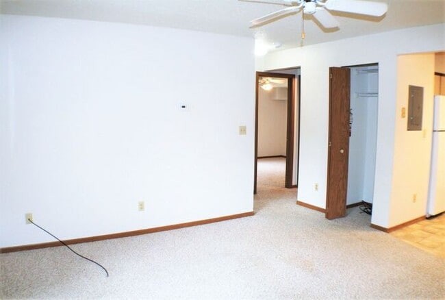 408 Peterson St in Iowa City, IA - Building Photo - Building Photo