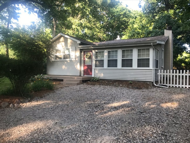 3799 Fieldview Ave in West Bloomfield Township, MI - Building Photo - Building Photo