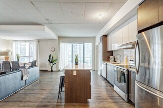3075 Promenade du Quartier-Saint-Martin, Unit SI ID1222921P in Laval, QC - Building Photo - Building Photo