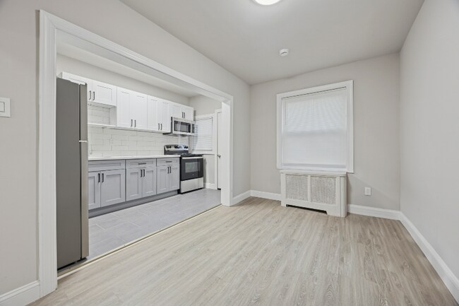 5846 Angora Terrace in Philadelphia, PA - Building Photo - Building Photo