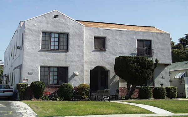 1333 Orange Grove Ave in Glendale, CA - Building Photo - Building Photo