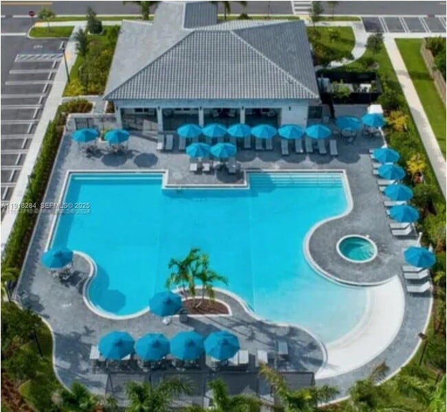 property at 2624 SE 11th Ct