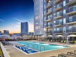 505 16th Ave S in Nashville, TN - Building Photo - Building Photo