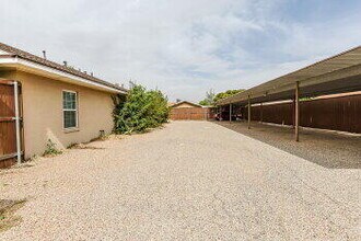 3235 64th St in Lubbock, TX - Building Photo - Building Photo