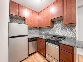 842 W Wolfram St in Chicago, IL - Foto de edificio - Building Photo