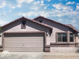 24800 W Wayland Dr in Buckeye, AZ - Building Photo