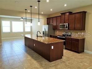 8085 Glenlloyd Ave in Winter Garden, FL - Building Photo - Building Photo