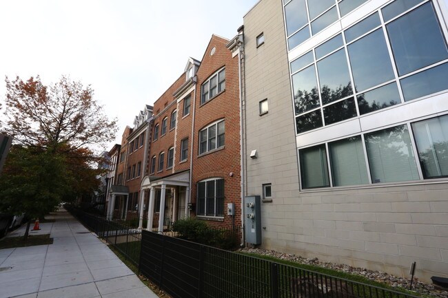 1342 5th St NW in Washington, DC - Building Photo - Building Photo