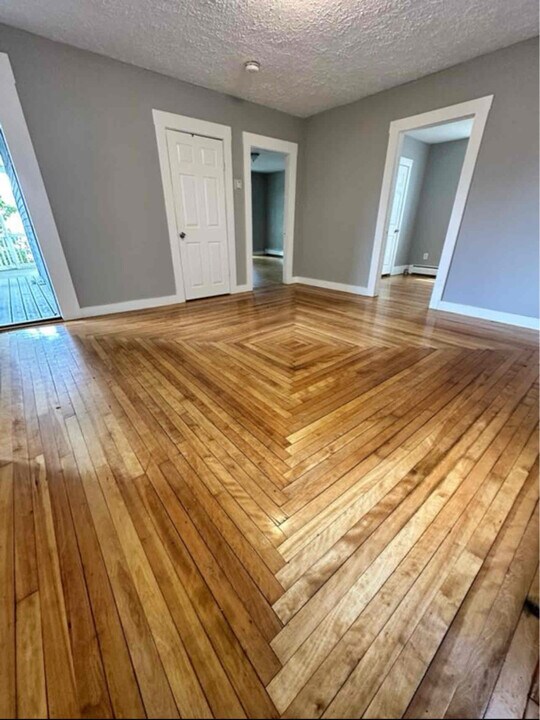 70 Prichard St in Fitchburg, MA - Building Photo