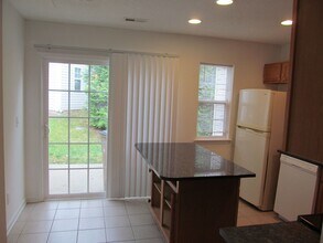 209 Malamute Ln in Greensboro, NC - Building Photo - Building Photo