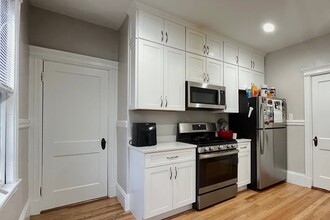 95 Trowbridge St, Unit 1 in Cambridge, MA - Building Photo - Building Photo