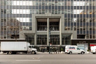 750 3rd Ave in New York, NY - Building Photo - Building Photo