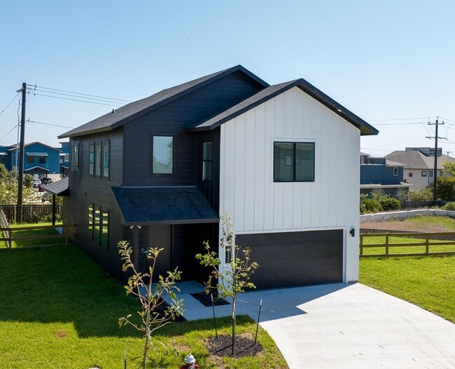 3002 Alpha Wolf Ct in College Station, TX - Building Photo - Building Photo