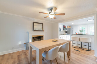 102 Greystone Ave in Bristol, CT - Building Photo - Building Photo