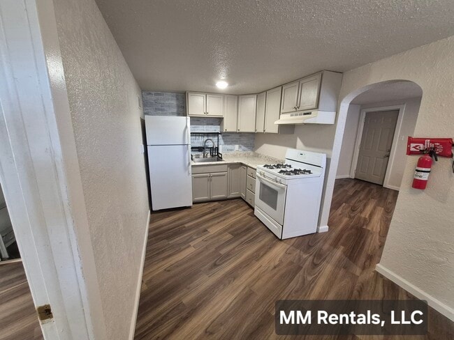 property at 2110 W 19th St