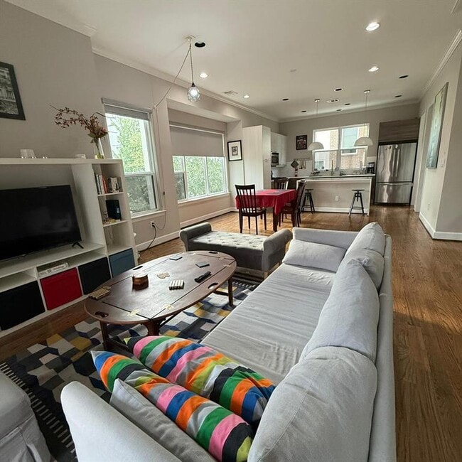 property at 1224 Summer St