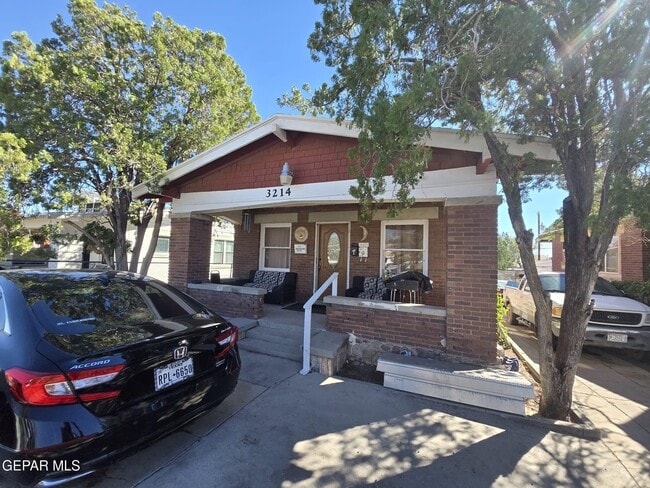 property at 3214 Douglas Ave