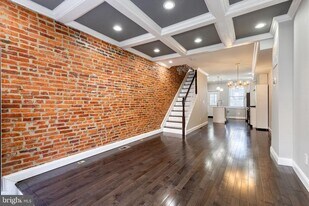 635 S Lehigh St in Baltimore, MD - Building Photo