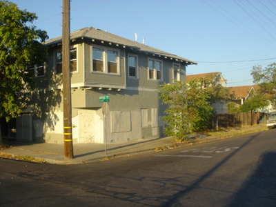 1240 S Sutter St in Stockton, CA - Building Photo