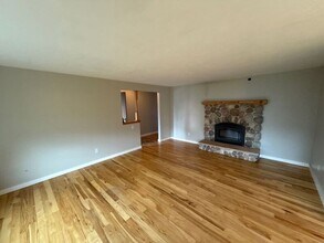 3677 Carmelle Ct NE in Salem, OR - Building Photo - Building Photo