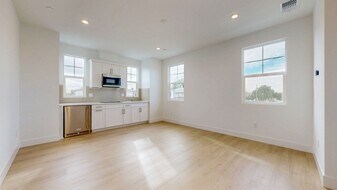 2782 Sassy St in Santa Rosa, CA - Building Photo