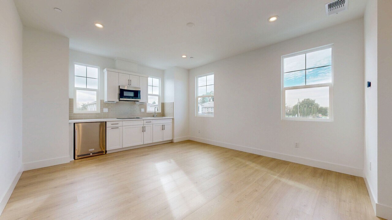 2782 Sassy St in Santa Rosa, CA - Building Photo