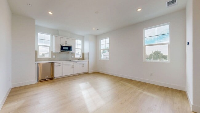 property at 2782 Sassy St