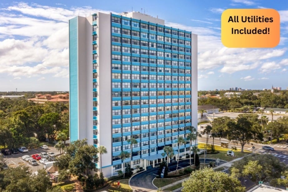 The Indigo in Clearwater, FL - Foto de edificio
