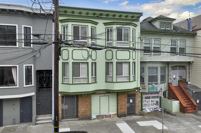 777 7th Ave in San Francisco, CA - Foto de edificio - Building Photo