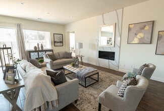 5878 Lady Bells Dr in Santa Maria, CA - Building Photo - Building Photo