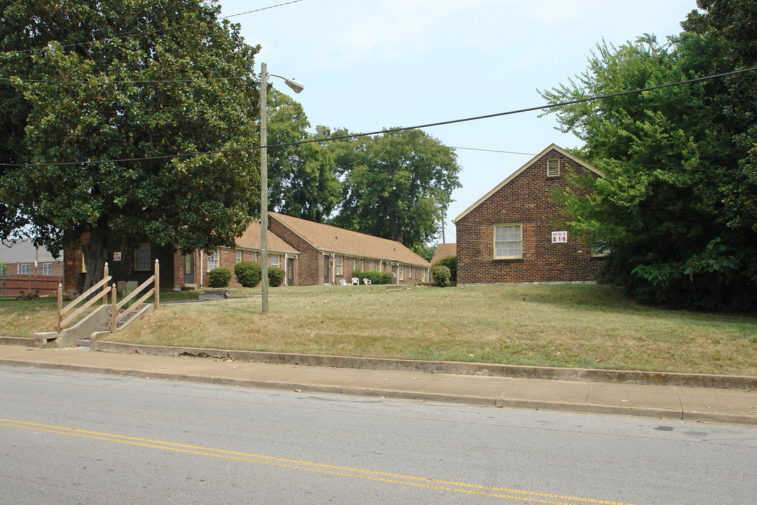 Shelby Court Apartments in Nashville, TN - Building Photo