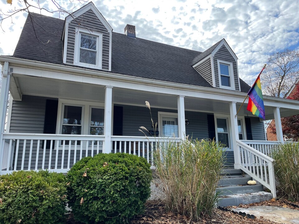 1817 Dale Ave SE in Roanoke, VA - Foto de edificio