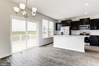 5014 MacDonough Pl in Frederick, MD - Building Photo - Building Photo
