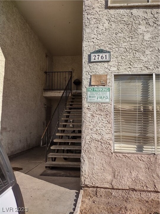 2761 S Mountain Vista St in Las Vegas, NV - Building Photo