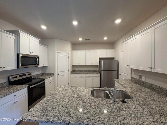 1527 Gate Hill Rd SE in Bolivia, NC - Building Photo - Building Photo